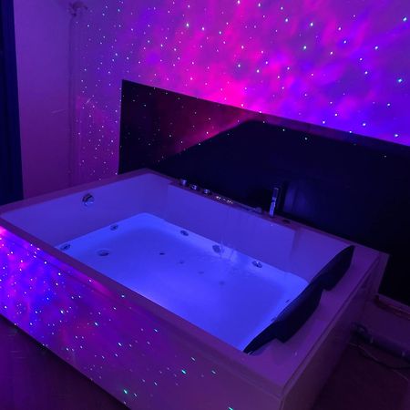 Paris La Defense - Santorin Apartment With Jacuzzi Courbevoie Kültér fotó